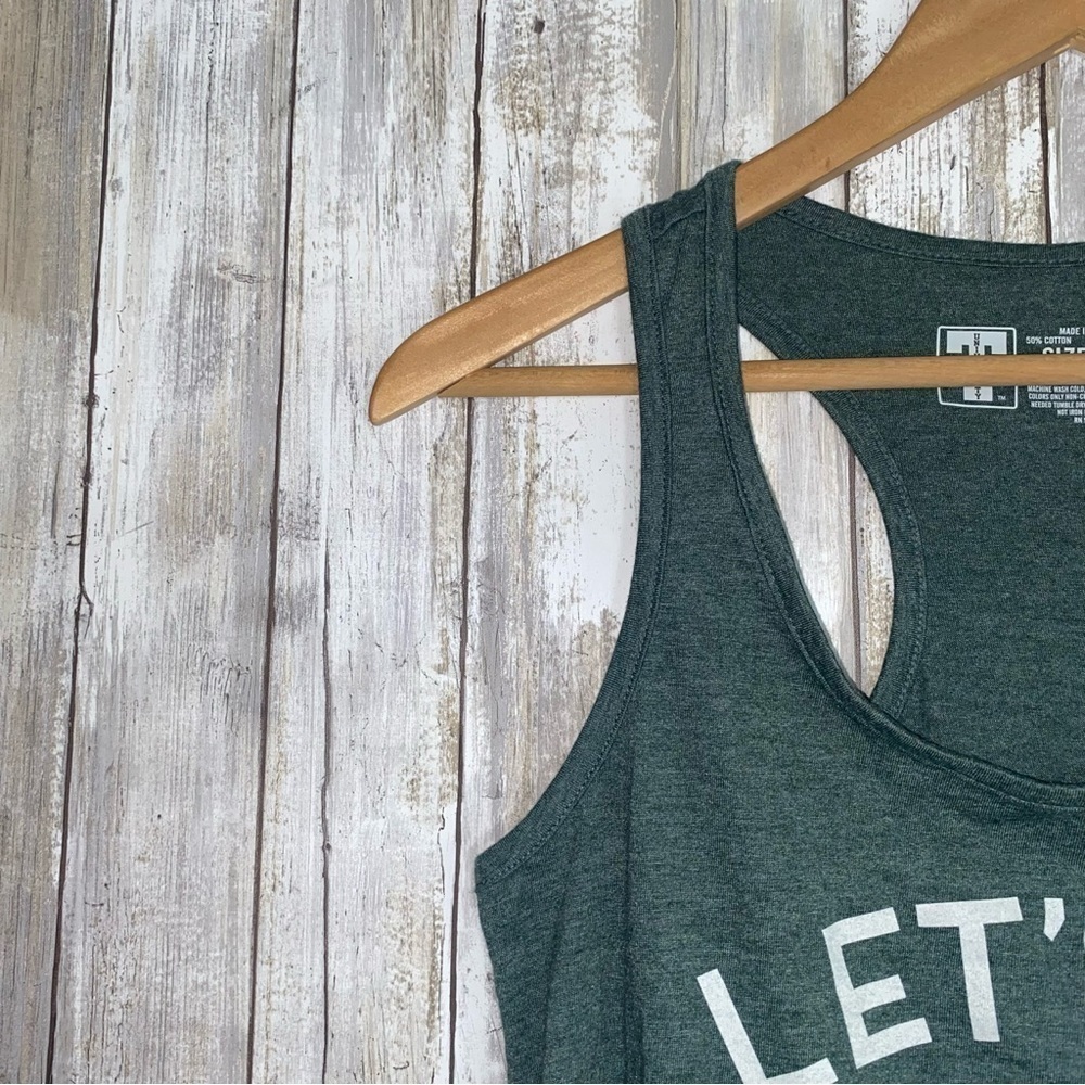 Michigan State Spartans Tank Top Women’s Small Green NCAA Game Day Shirt NWT - Picture 3 of 5